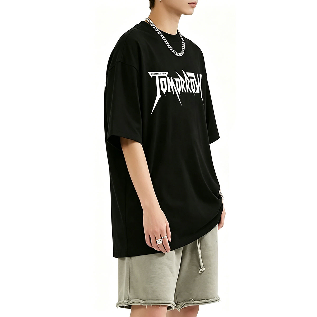 Vintage Fashion Pop Up - Penjualan Panas Kaos Rapper The Weeknd