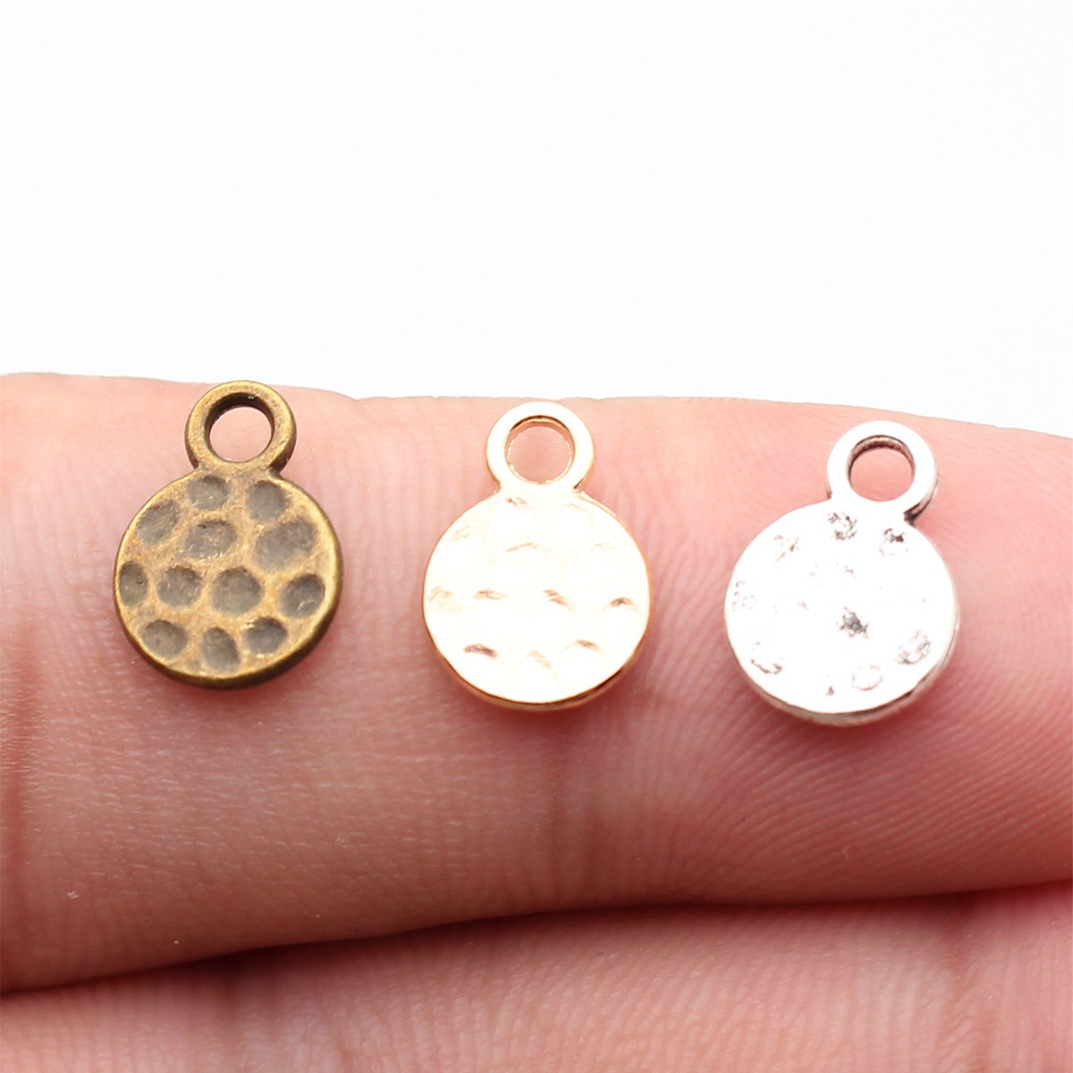 Vintage Fashion Blog - WYSIWYG 40pcs 11x8mm 3 Warna Warna
