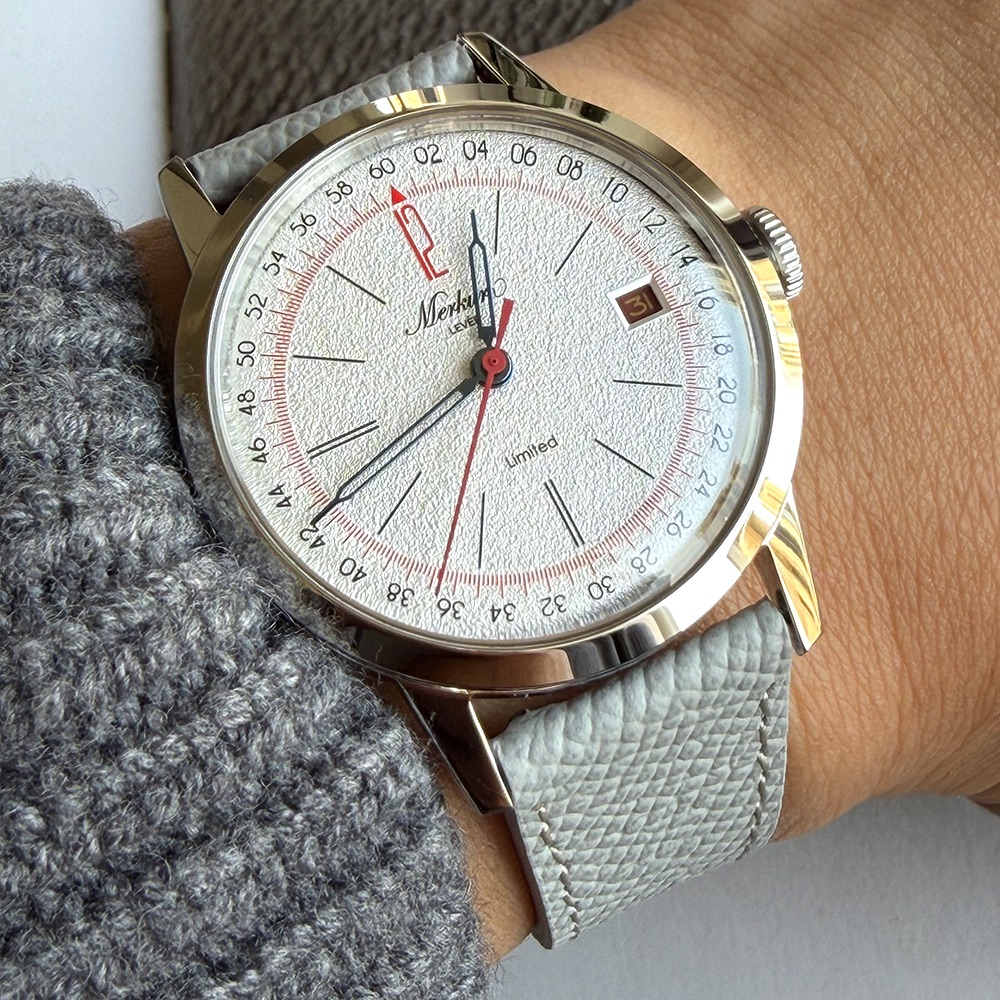 Merkur Red 12 A Thin Case 50m  - Vintage Fashion Complete ulasan dan harga