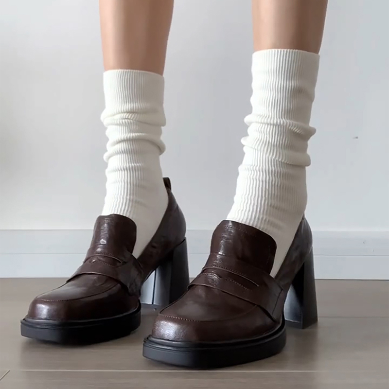 Sepatu pantofel hak tebal wani - Vintage Style Women Fashion ulasan dan harga