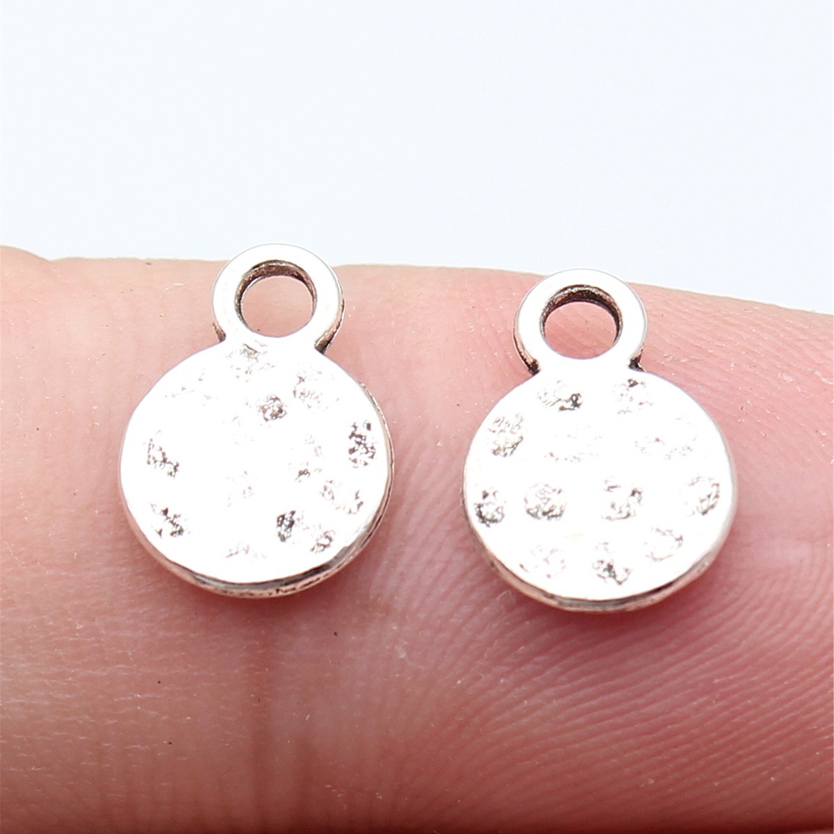 WYSIWYG 40pcs 11x8mm 3 Warna W - Vintage Fashion Blog ulasan dan harga