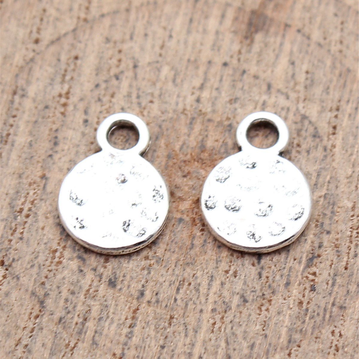 WYSIWYG 40pcs 11x8mm 3 Warna W - Vintage Fashion Blog ulasan dan harga